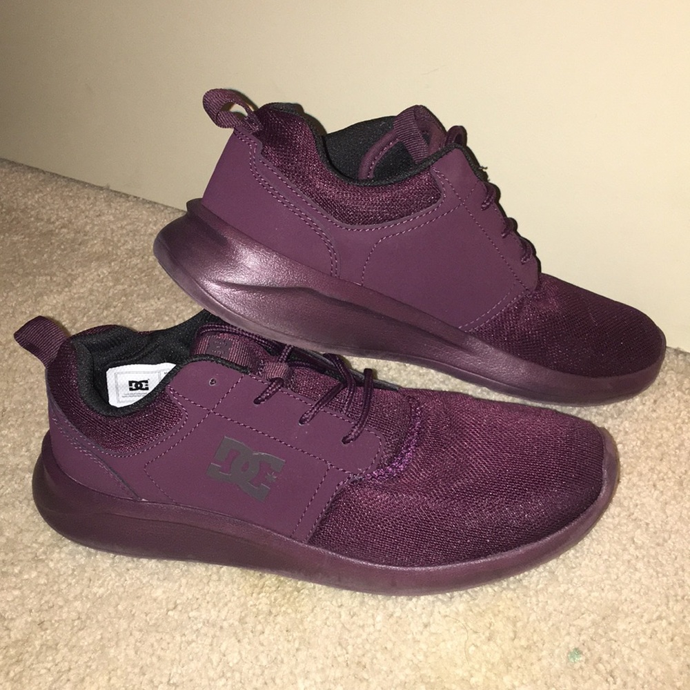 Woman’s DC skate shoes.